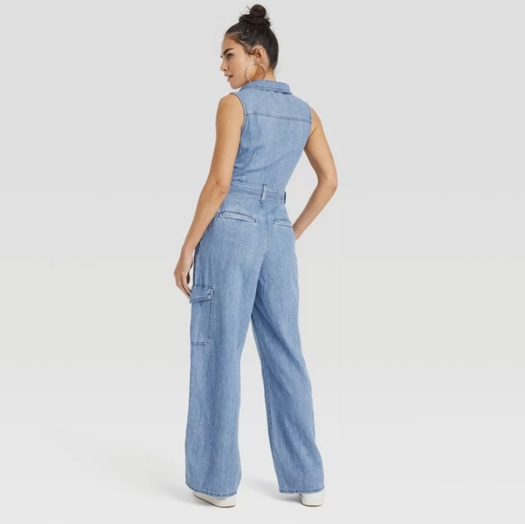 Women's denim cargo jumpsuit size 4 universal thread - Picture 3 of 5